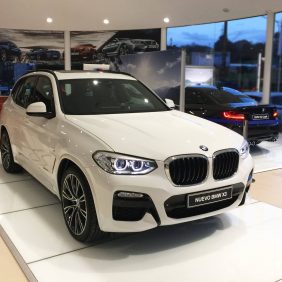 El nuevo BMW X3, más dinámico, más potente y más lujoso ya se encuentra en la exposición de Autosa