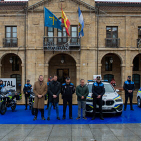 Autosa junto a AT Capital realiza una nueva entrega de vehículos policiales para la Policía Local de Avilés