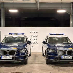 La Policía Nacional refuerza su flota con 47 nuevos vehículos policiales de alta tecnología preparados por Autosa Group